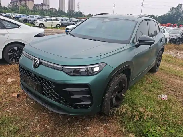 Volkswagen Tayron 2025 — купить из Китая под заказ