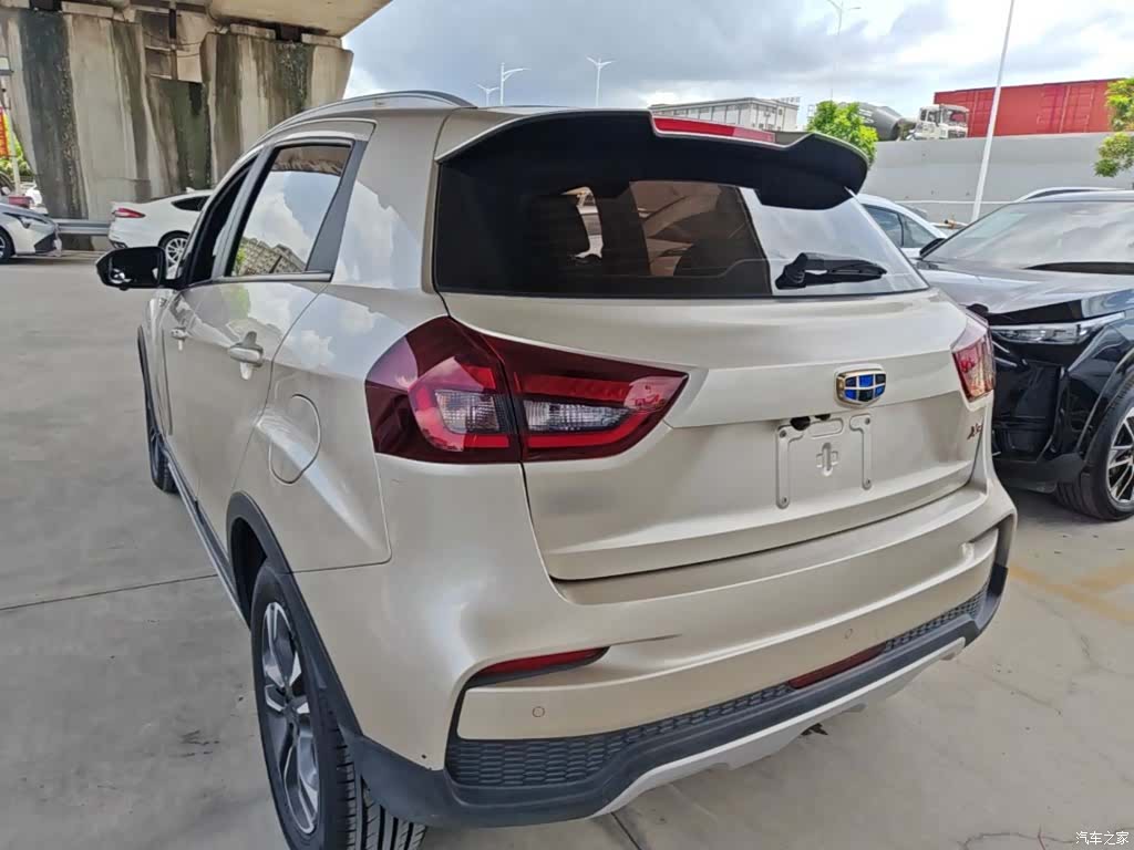 Geely X3, 2019 все фото