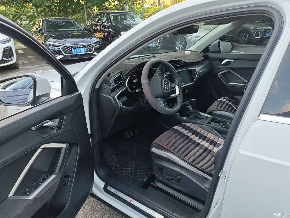 Audi Q3, 2022 6