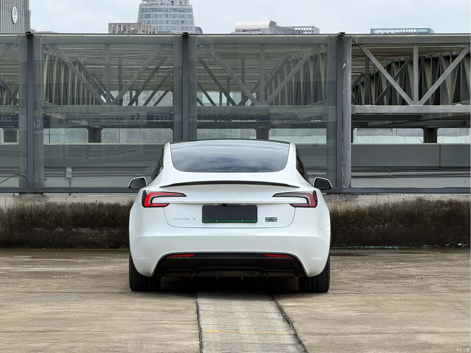Tesla Model 3, 2024 8