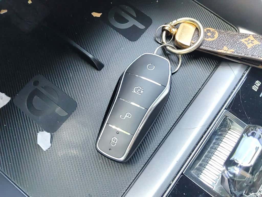 BYD Song, 2024 9