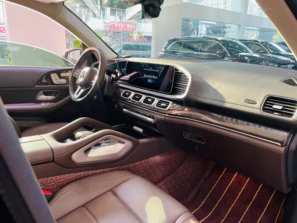 Mercedes-Benz GLS Mercedes-Benz GLS
