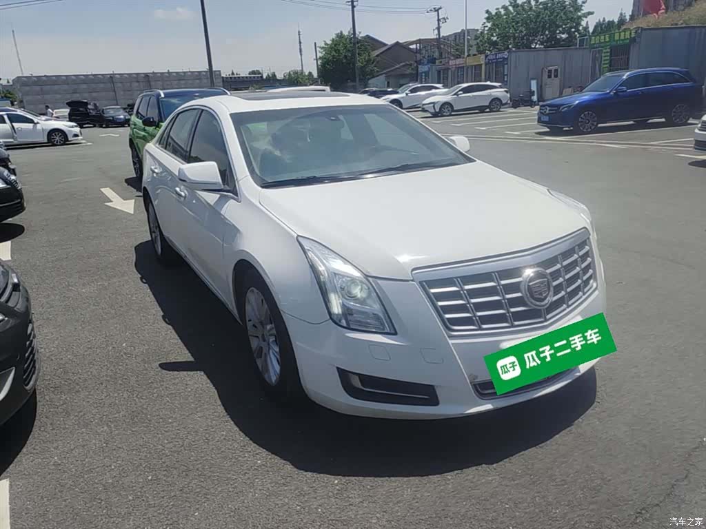 Cadillac XTS, 2015 4