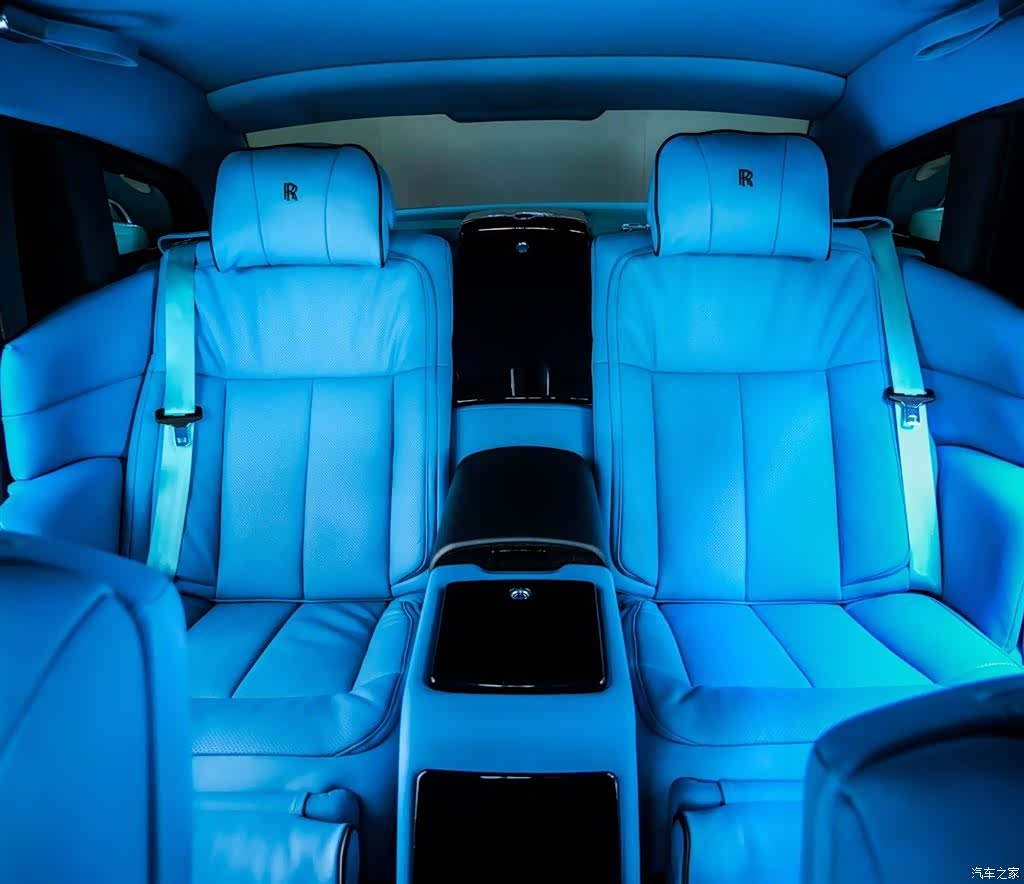 Rolls-Royce Phantom, 2007 9