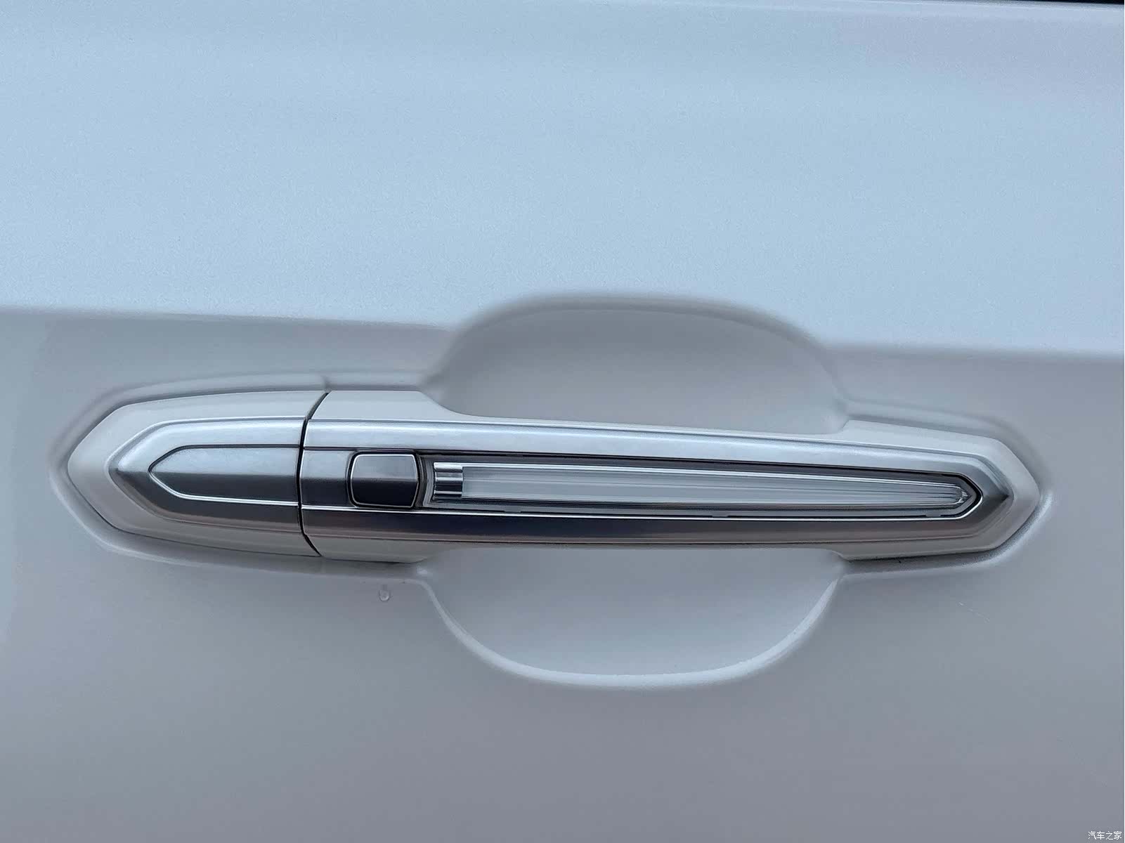 Cadillac XT4, 2020 16