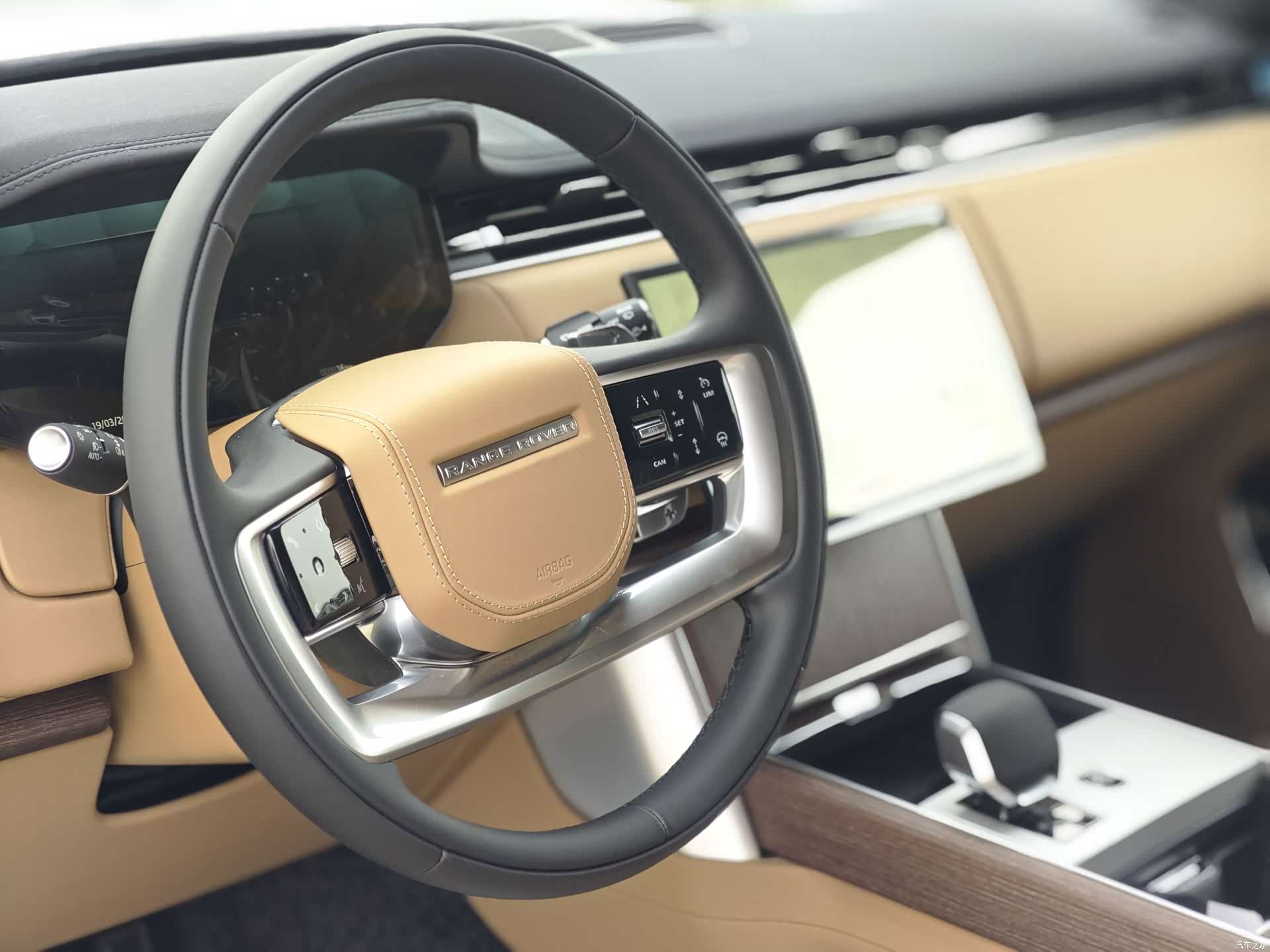 Land Rover Range Rover, 1900 16
