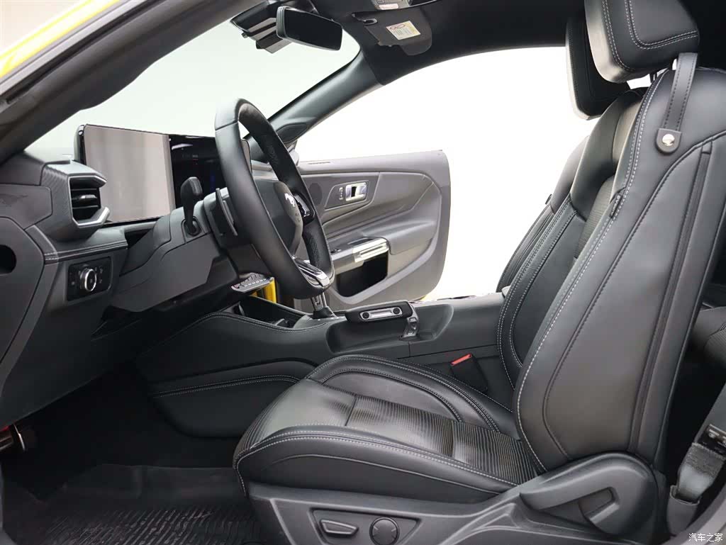 Ford Mustang, 2024 2