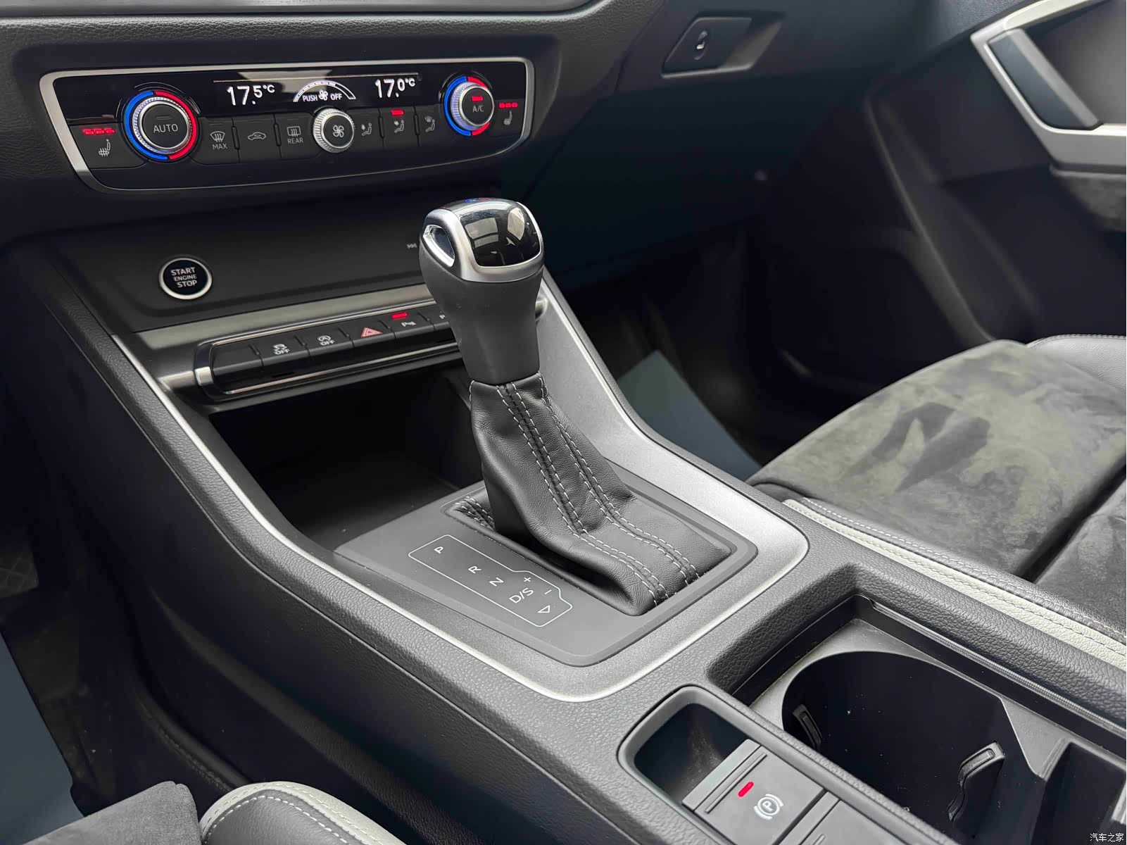 Audi Q3, 2021 13