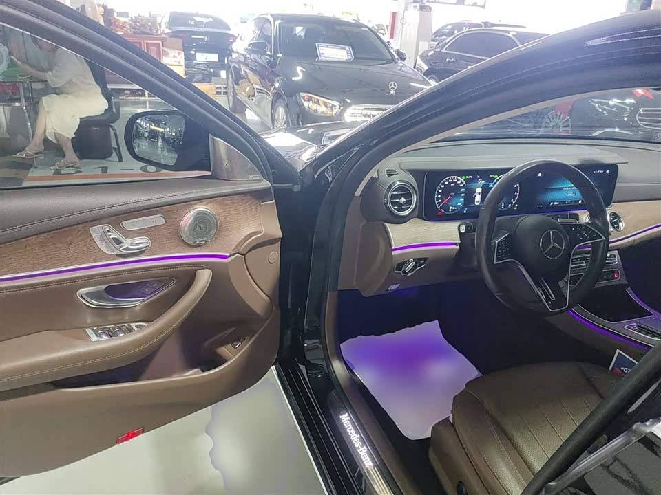 Mercedes-Benz E-class Mercedes-Benz E-class