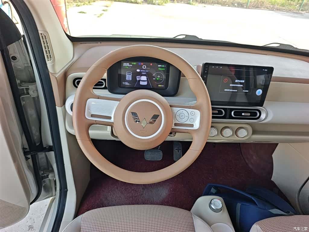 Wuling MINIEV, 2025 11