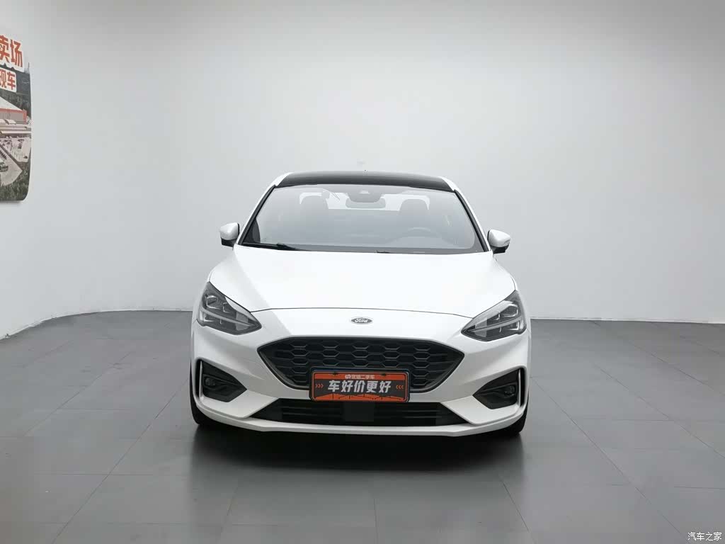 Ford Focus, 2019 3