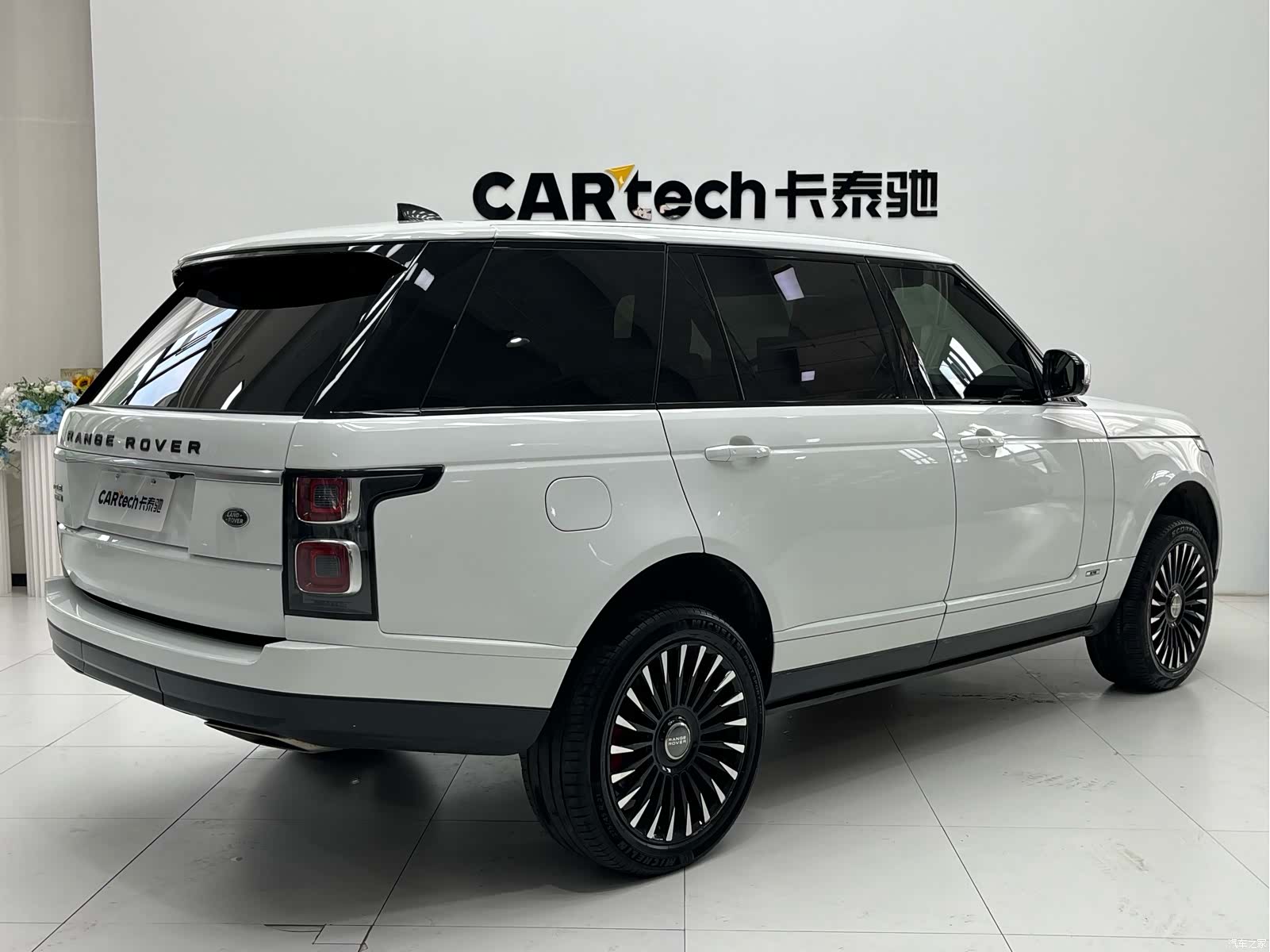 Land Rover Range Rover, 2019 12