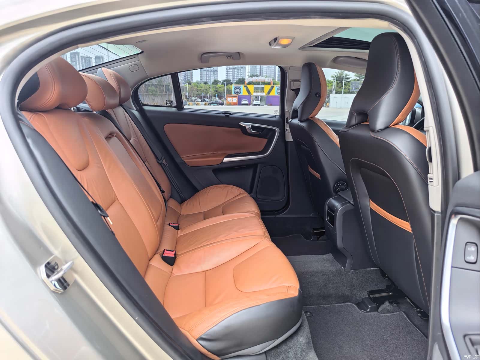 Volvo S60, 2014 14
