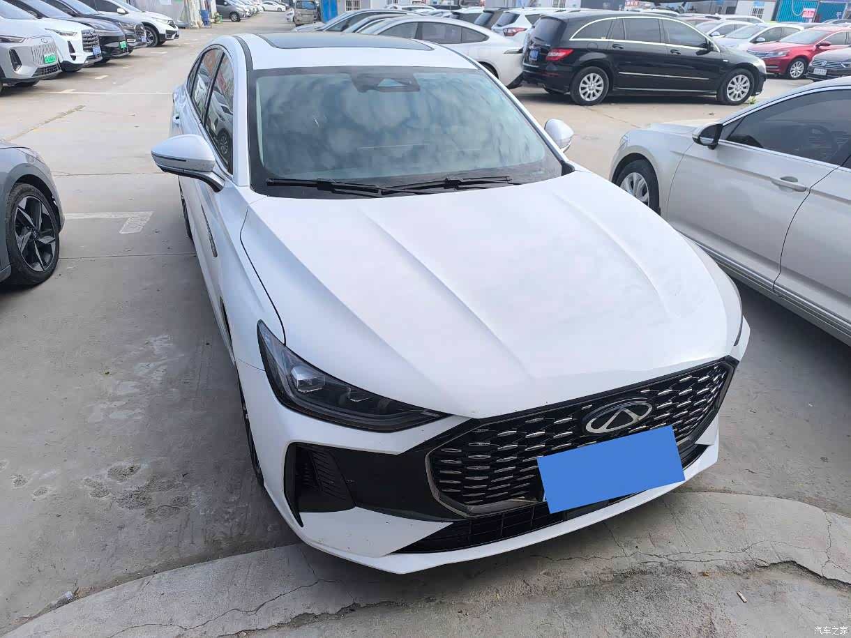 Chery Arrizo 8, 2025 3