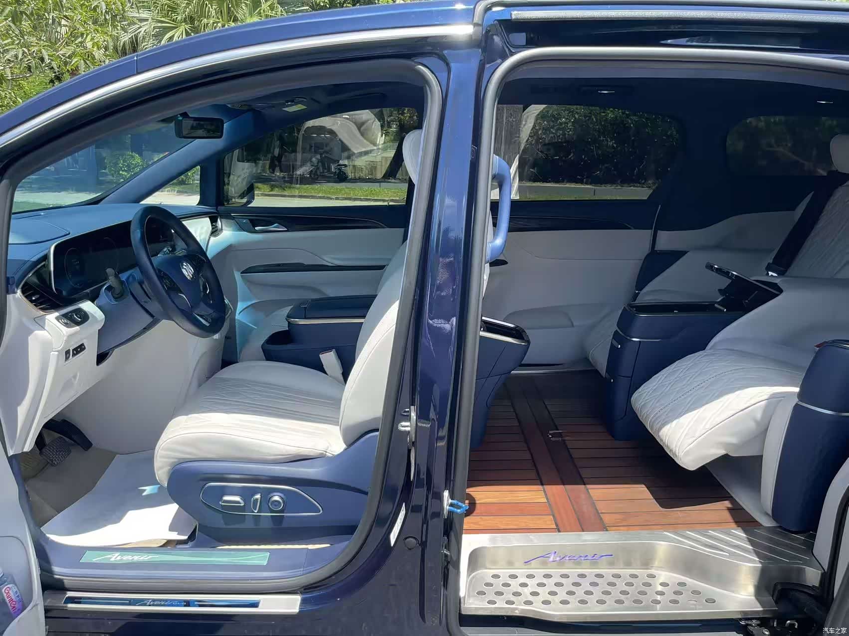 Buick GL8, 2021 11