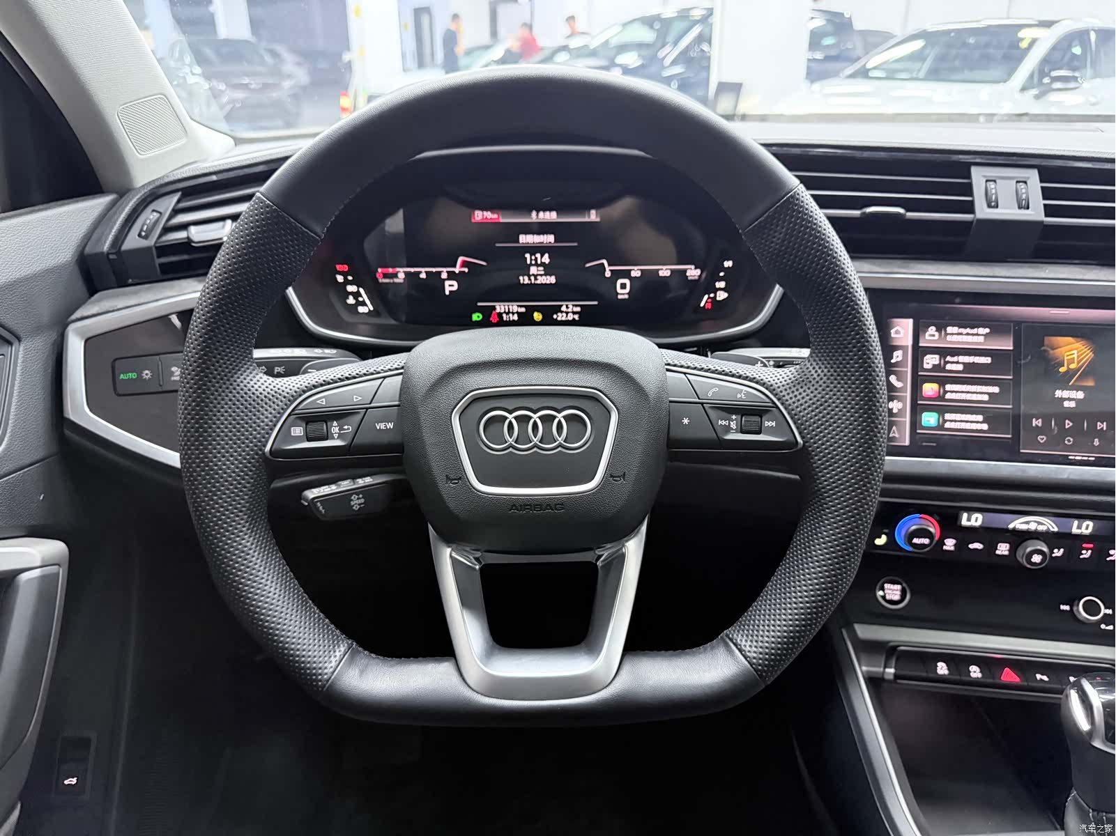 Audi Q3, 2022 14