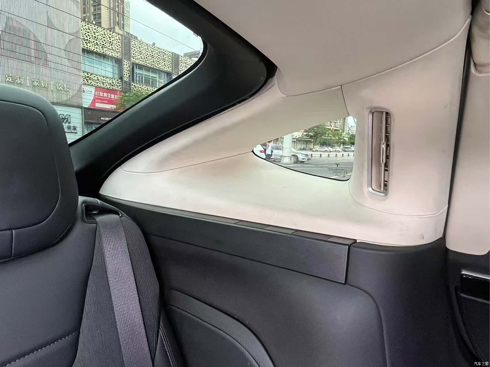 Tesla Model X, 2017 18