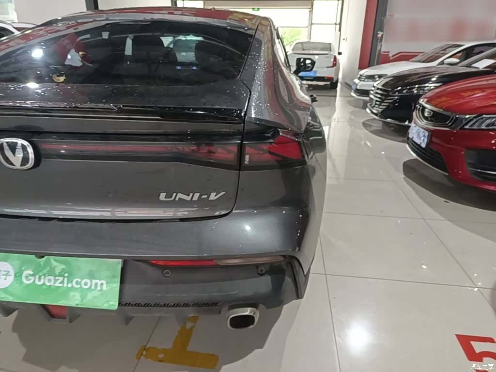 Changan UNI-V, 2022 8