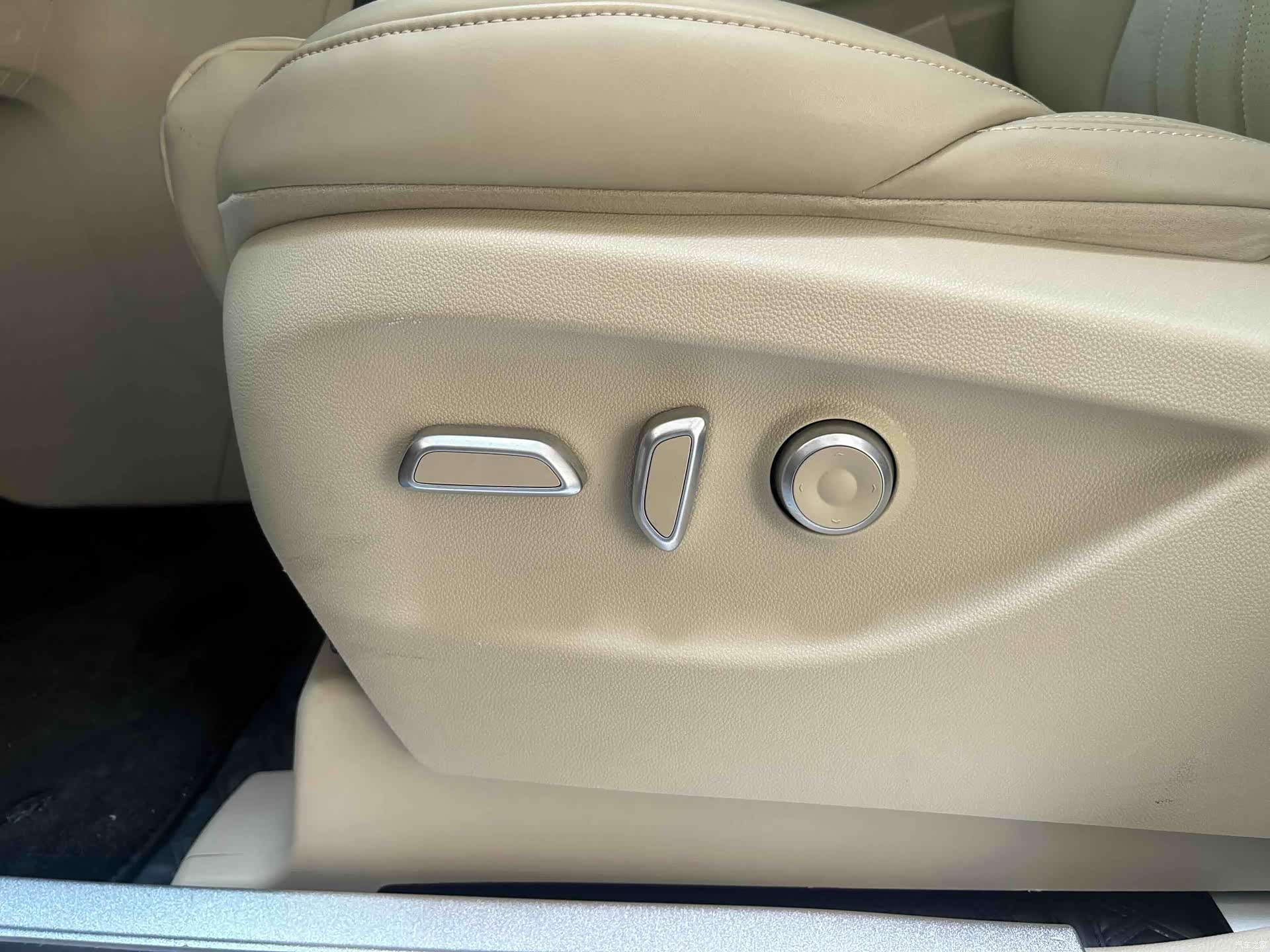Buick GL8, 2024 13