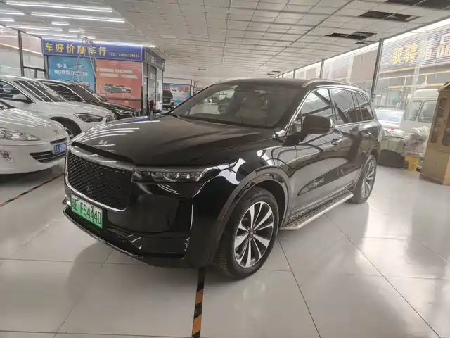 Li Auto ONE 2020 — купить из Китая под заказ