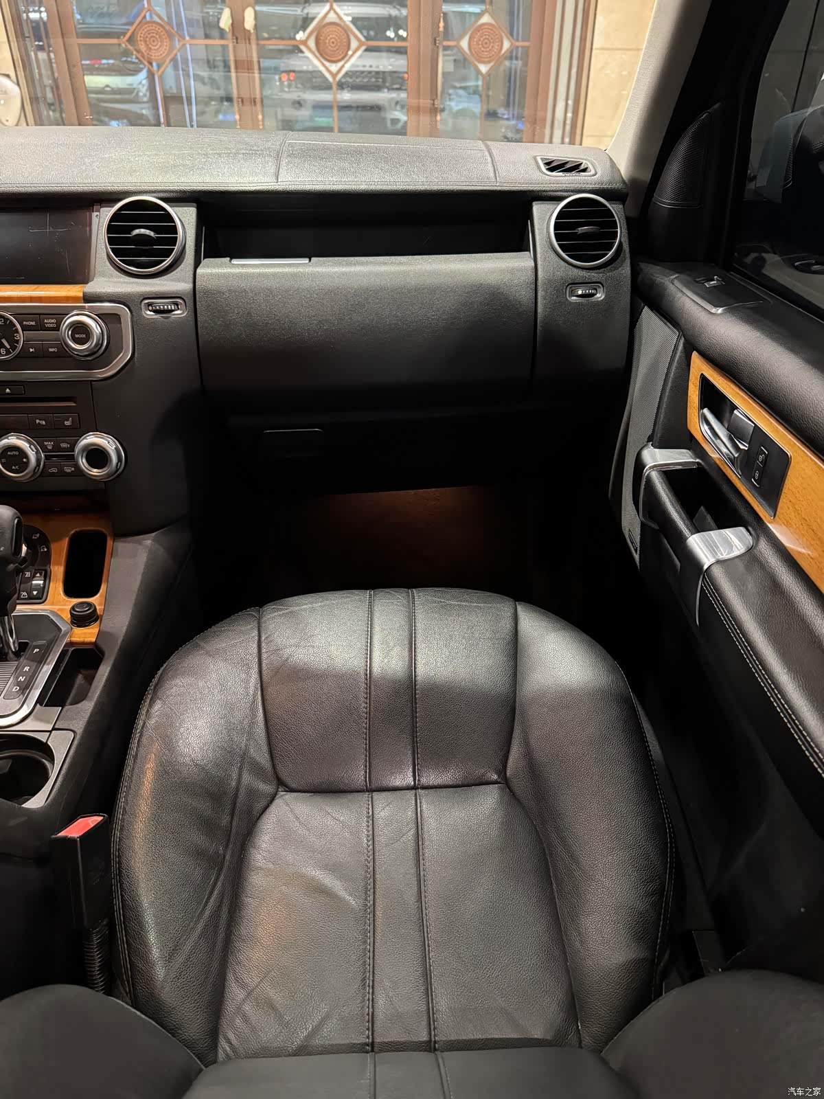 Land Rover Discovery, 2012 16