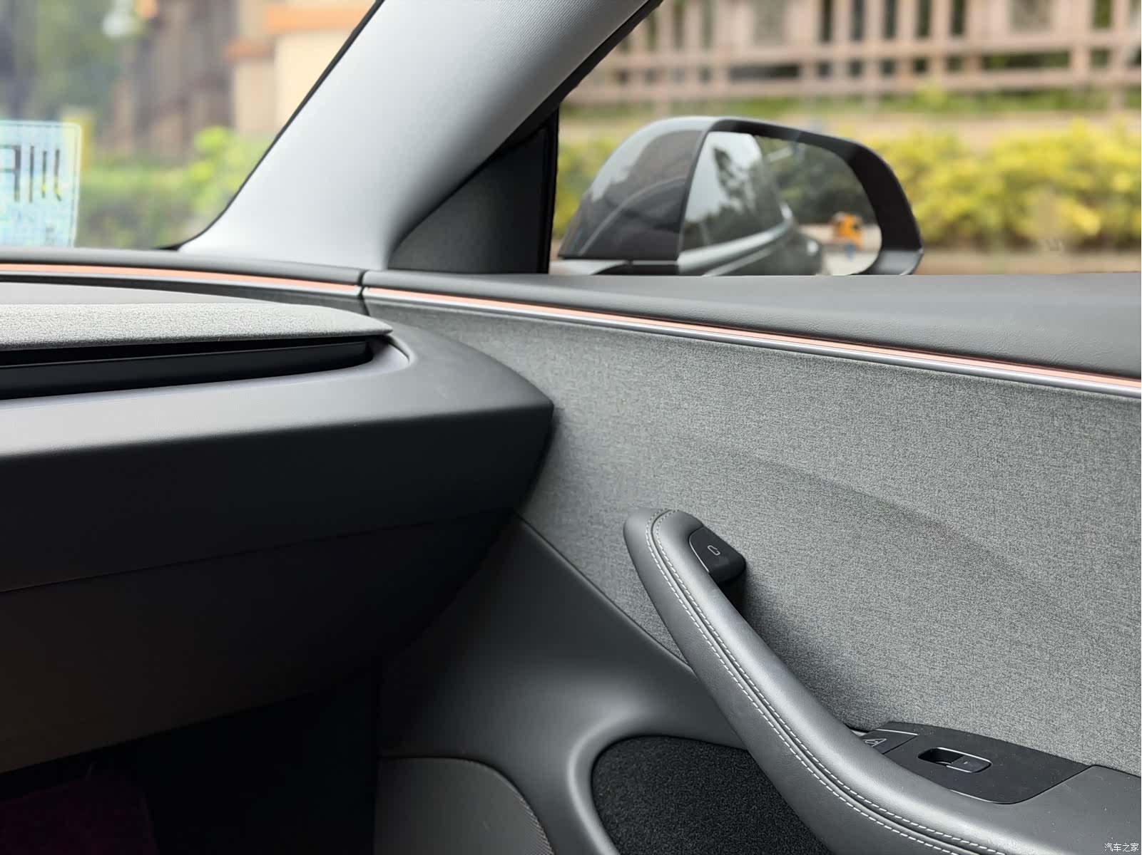Tesla Model 3, 2025 12