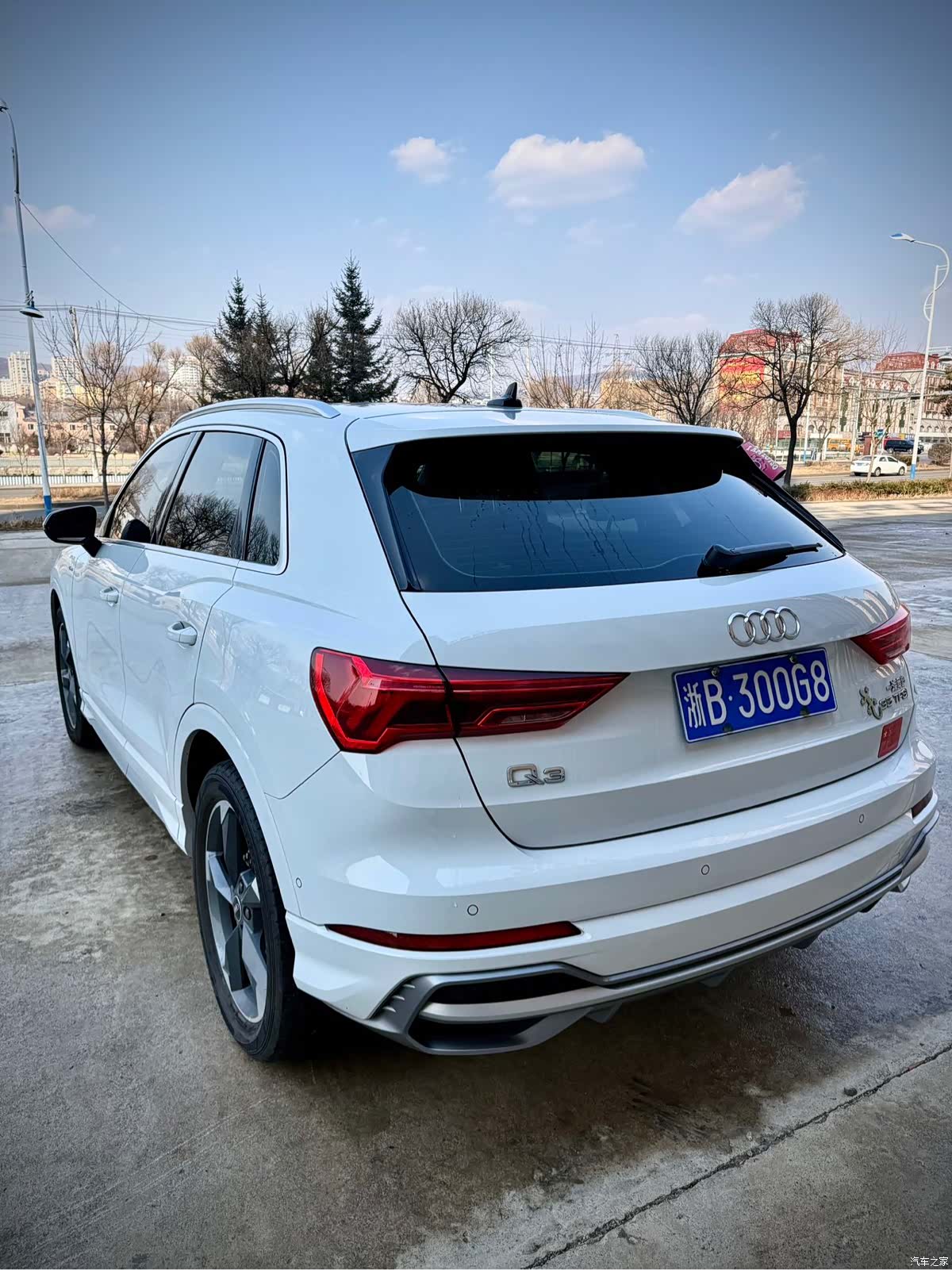 Audi Q3, 2022 4