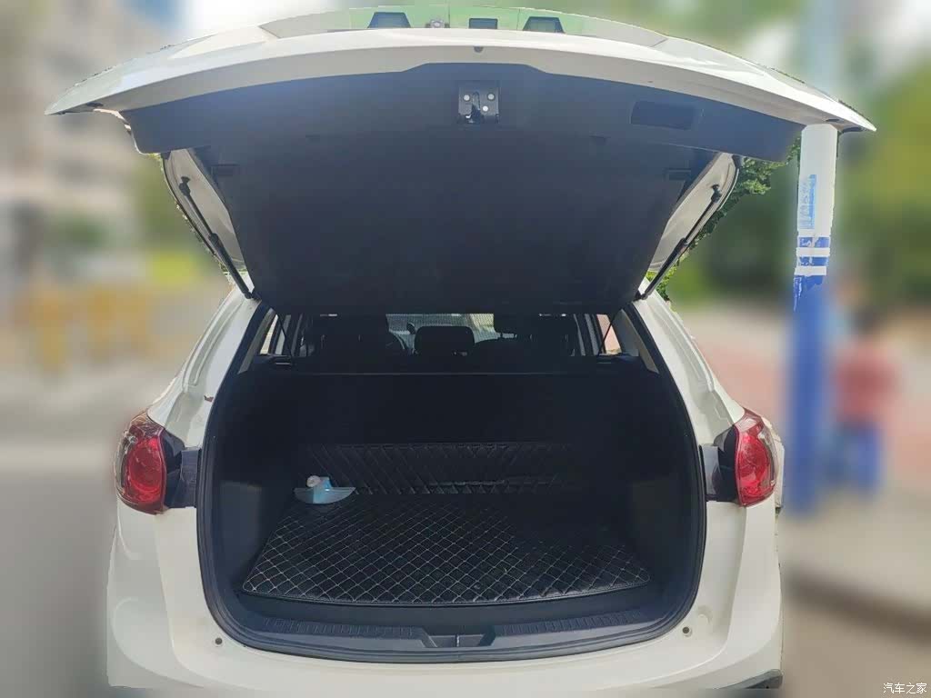 Mazda CX-5, 2015 10