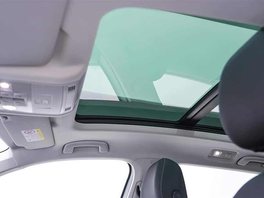 Volkswagen T-ROC exploring Songs