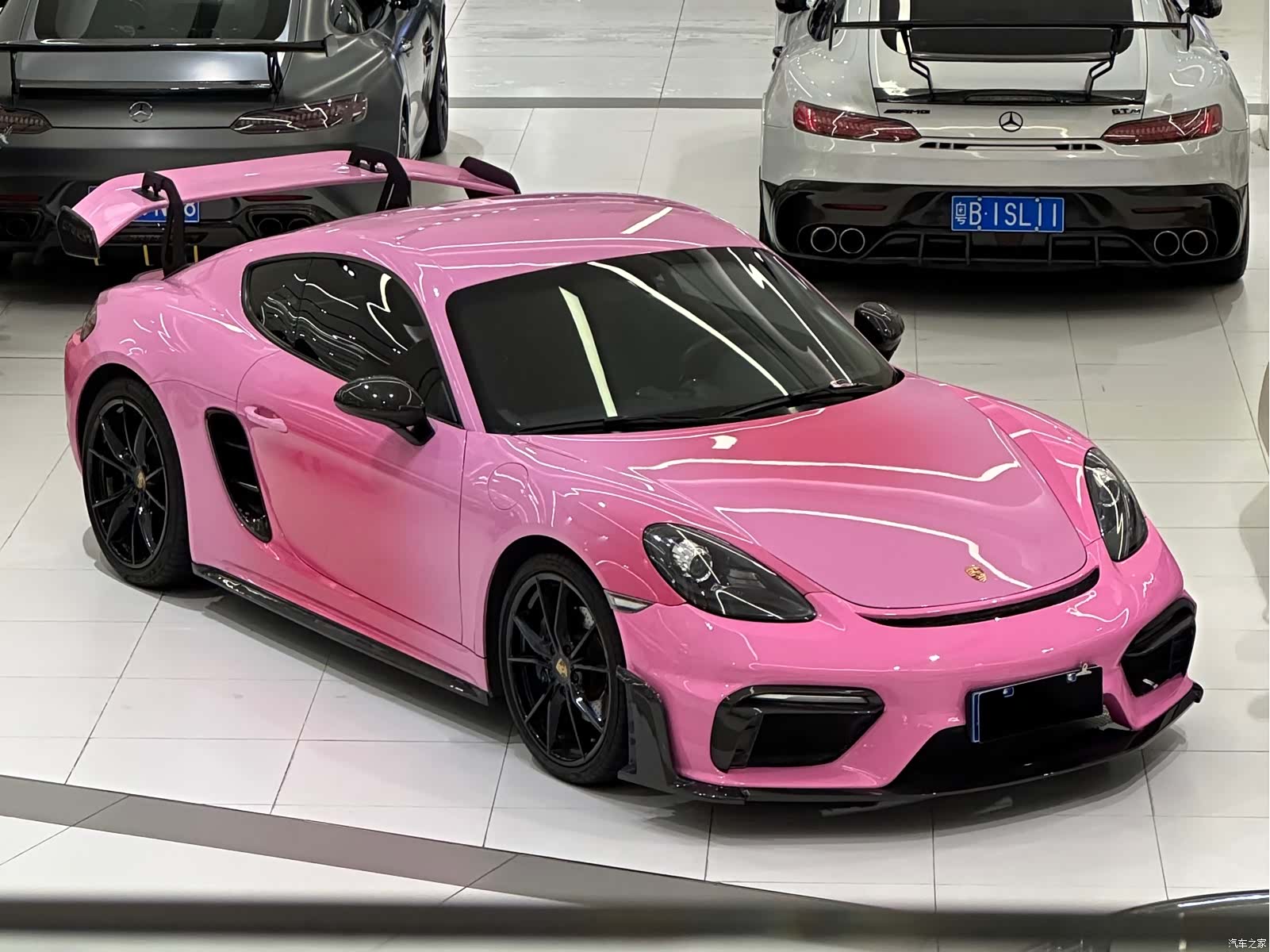 Porsche Cayman, 2019 1