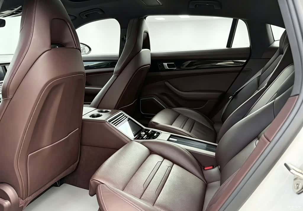 Porsche Panamera, 2018 6