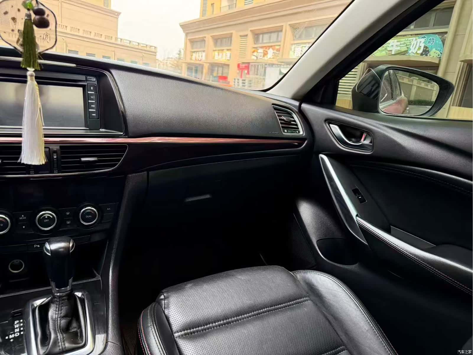 Mazda Atenza, 2015 9