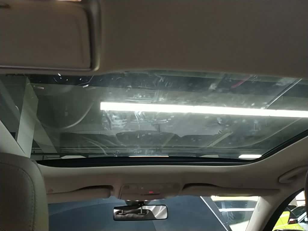 Mercedes-Benz E-Class, 2022 18