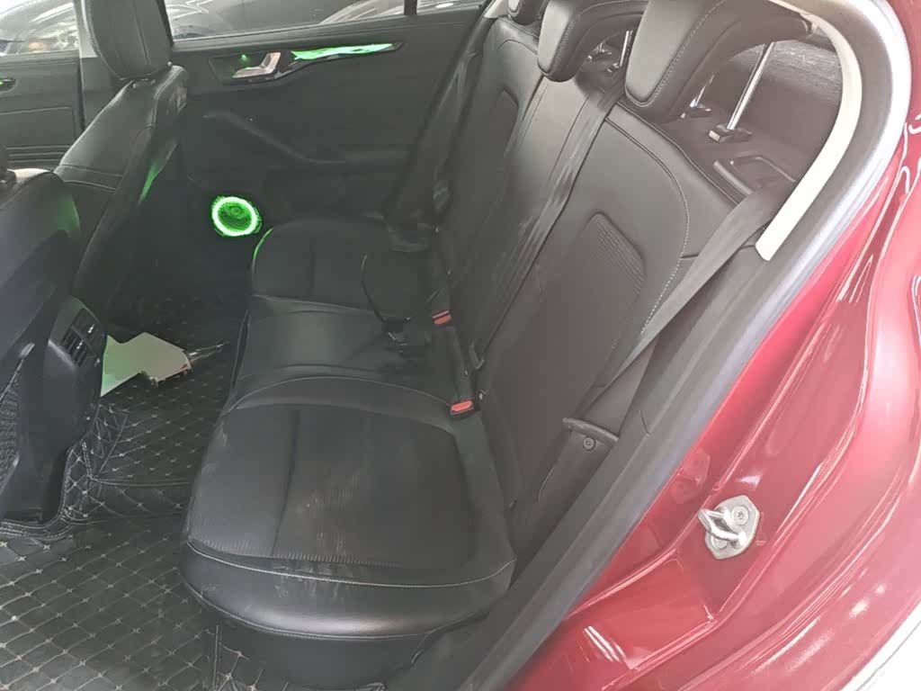 Ford Focus, 2021 17