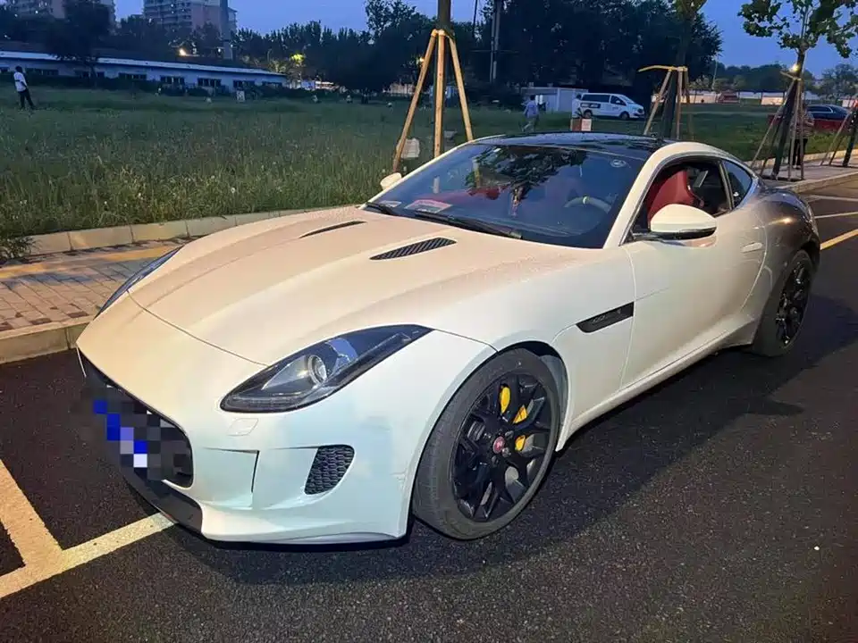 Jaguar F-TYPE