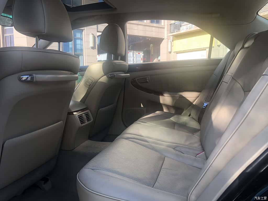 Toyota Crown, 2007 9