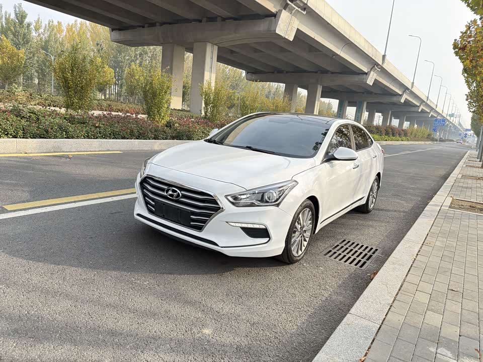 Hyundai Name picture