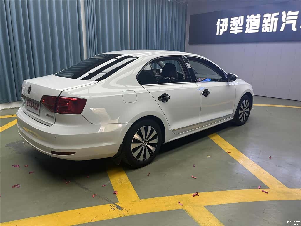 Volkswagen Sagitar, 2019 7