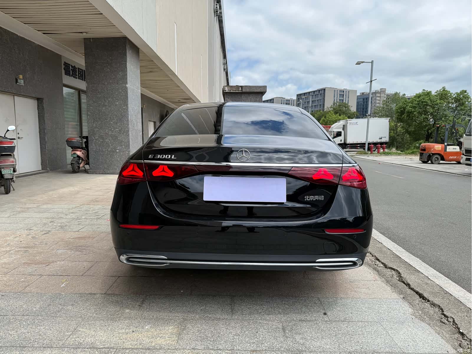 Mercedes-Benz E-Class, 2024 7