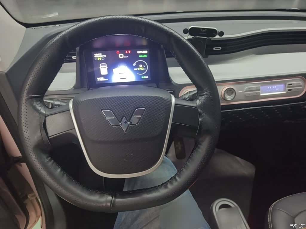 Wuling MINIEV, 2023 10