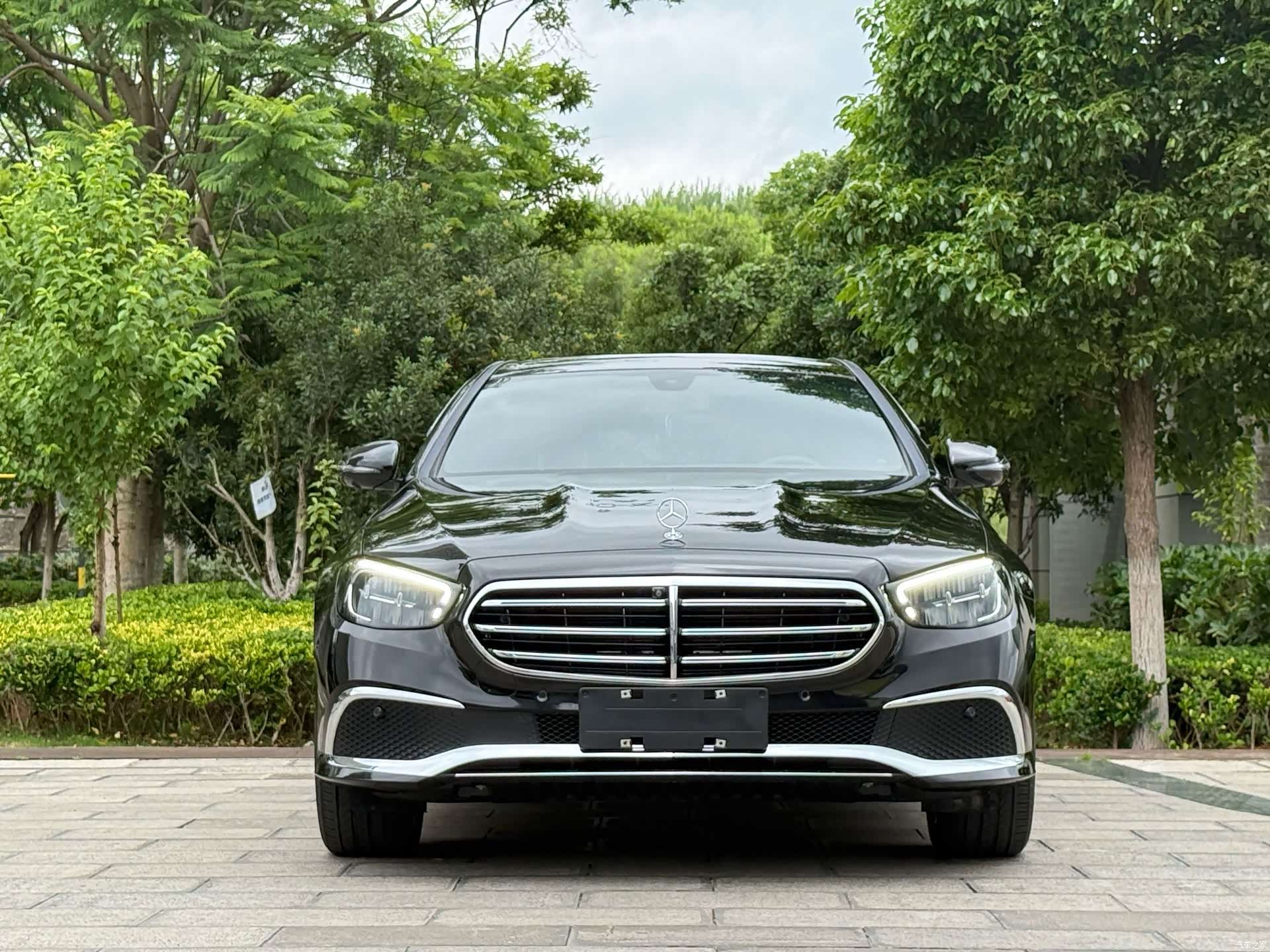 Mercedes-Benz E-Class, 2023 2