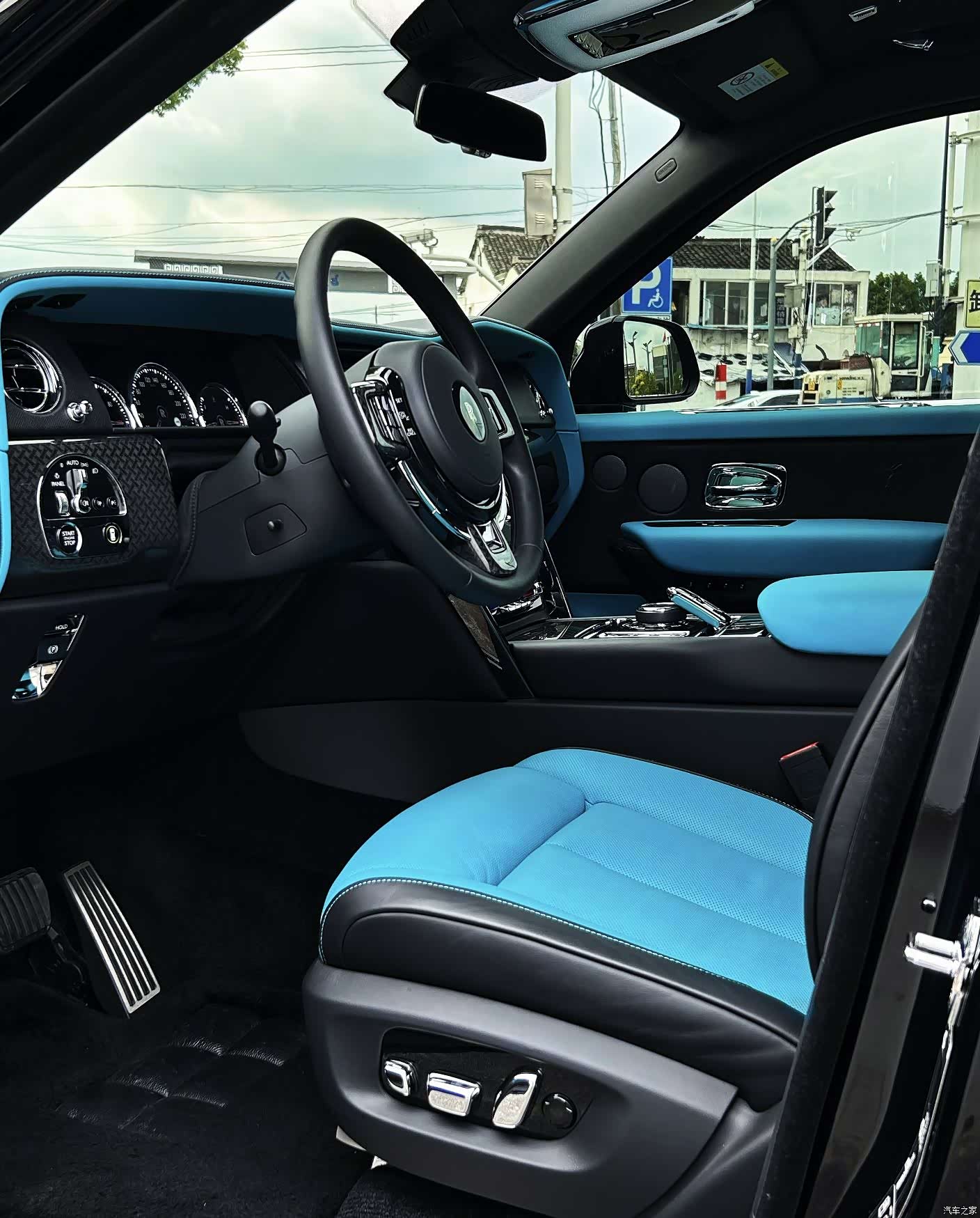 Rolls-Royce Cullinan, 2022 2