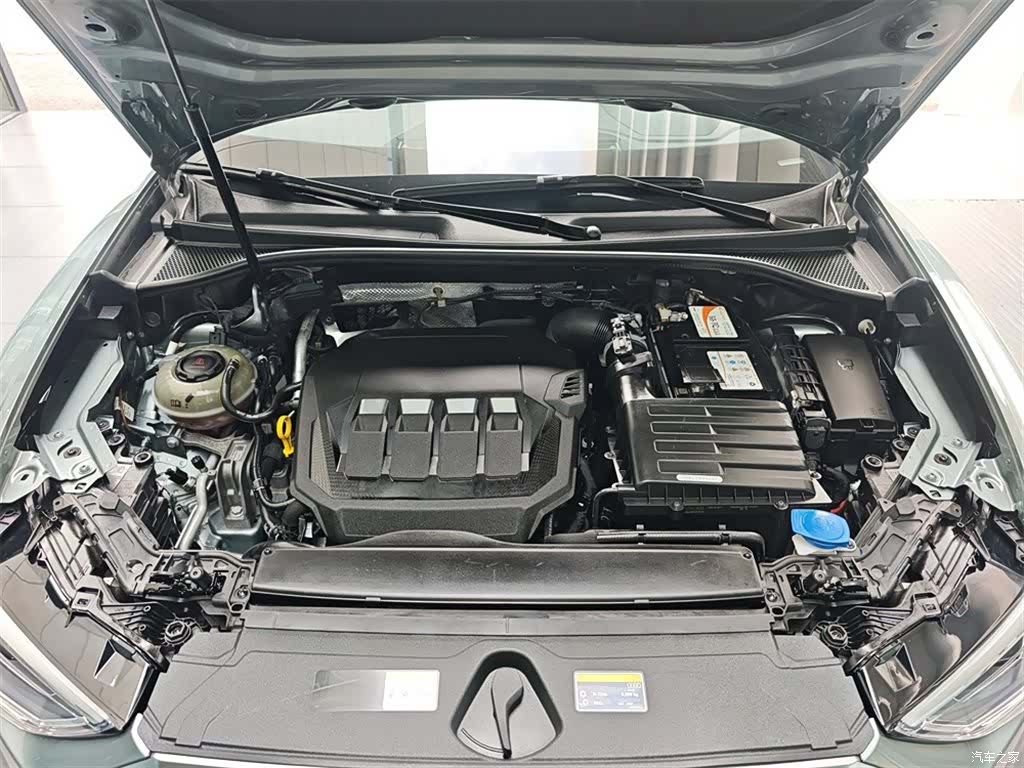 Audi Q3, 2021 8