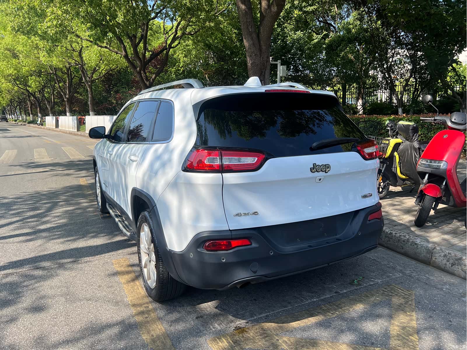 Jeep Cherokee, 2015 все фото