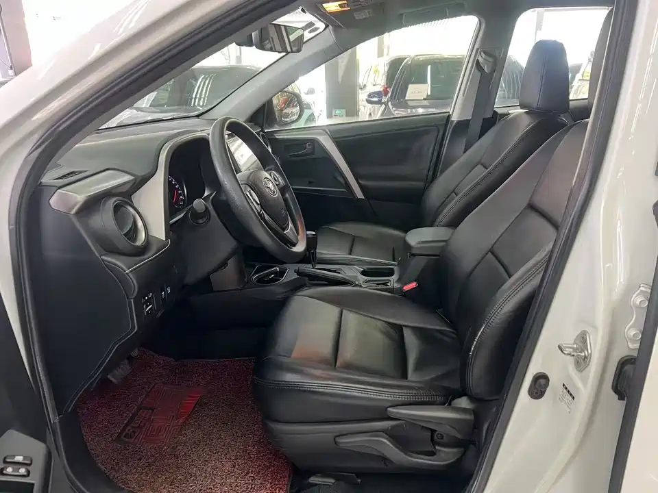 Toyota RAV4 Rongfang