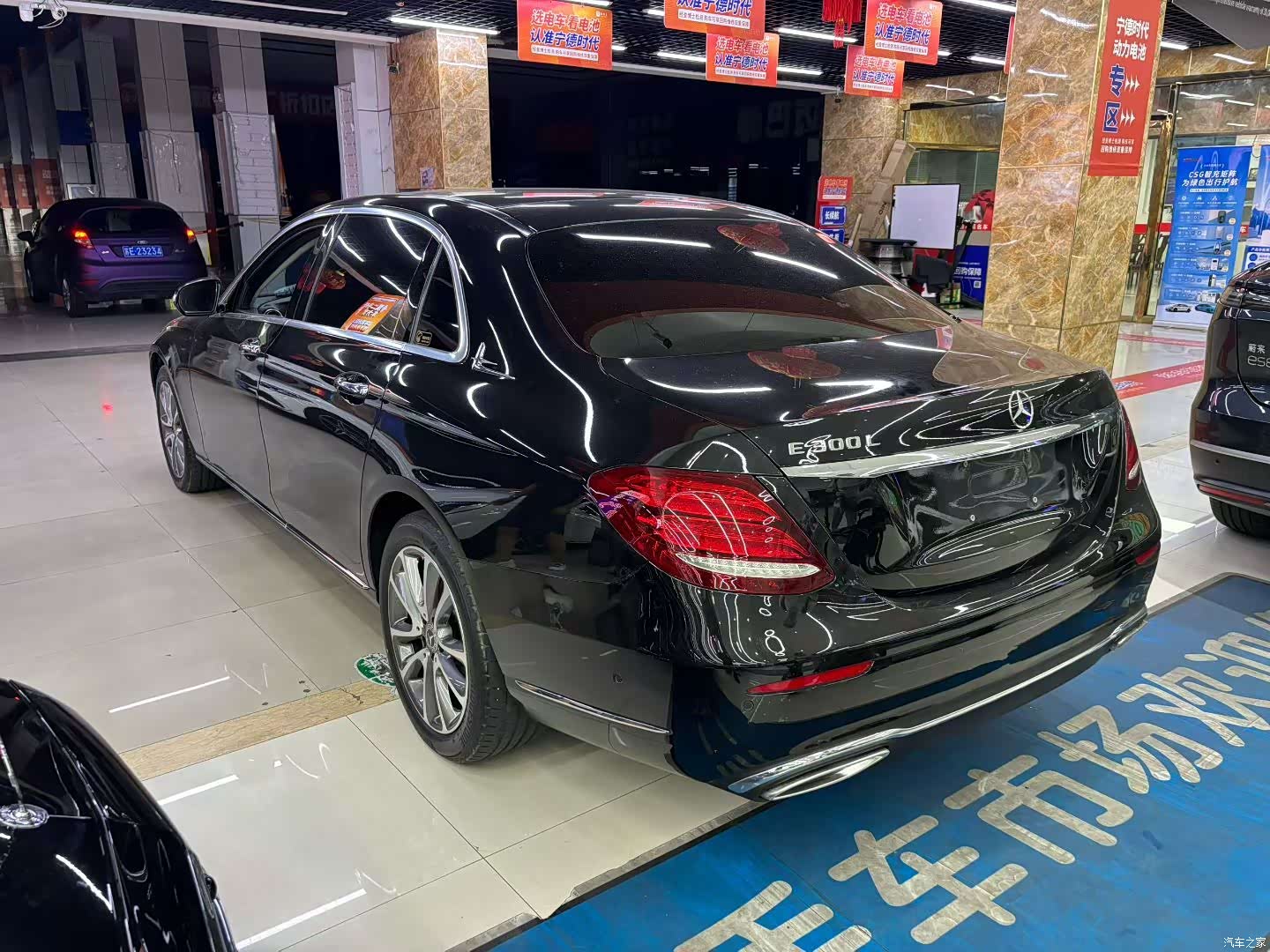 Mercedes-Benz E-Class, 2019 9