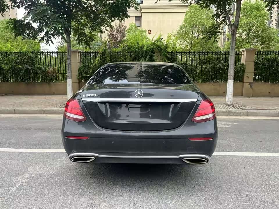 Mercedes-Benz E-class Mercedes-Benz E-class