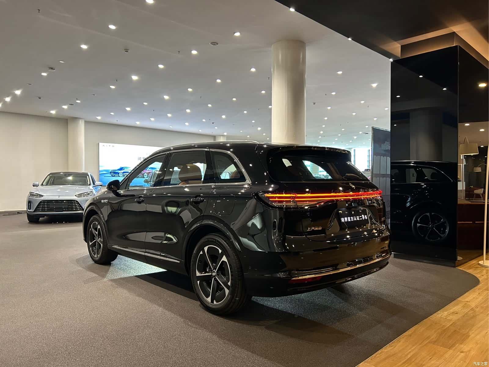 SAIC ShangJie H5, 2025 13