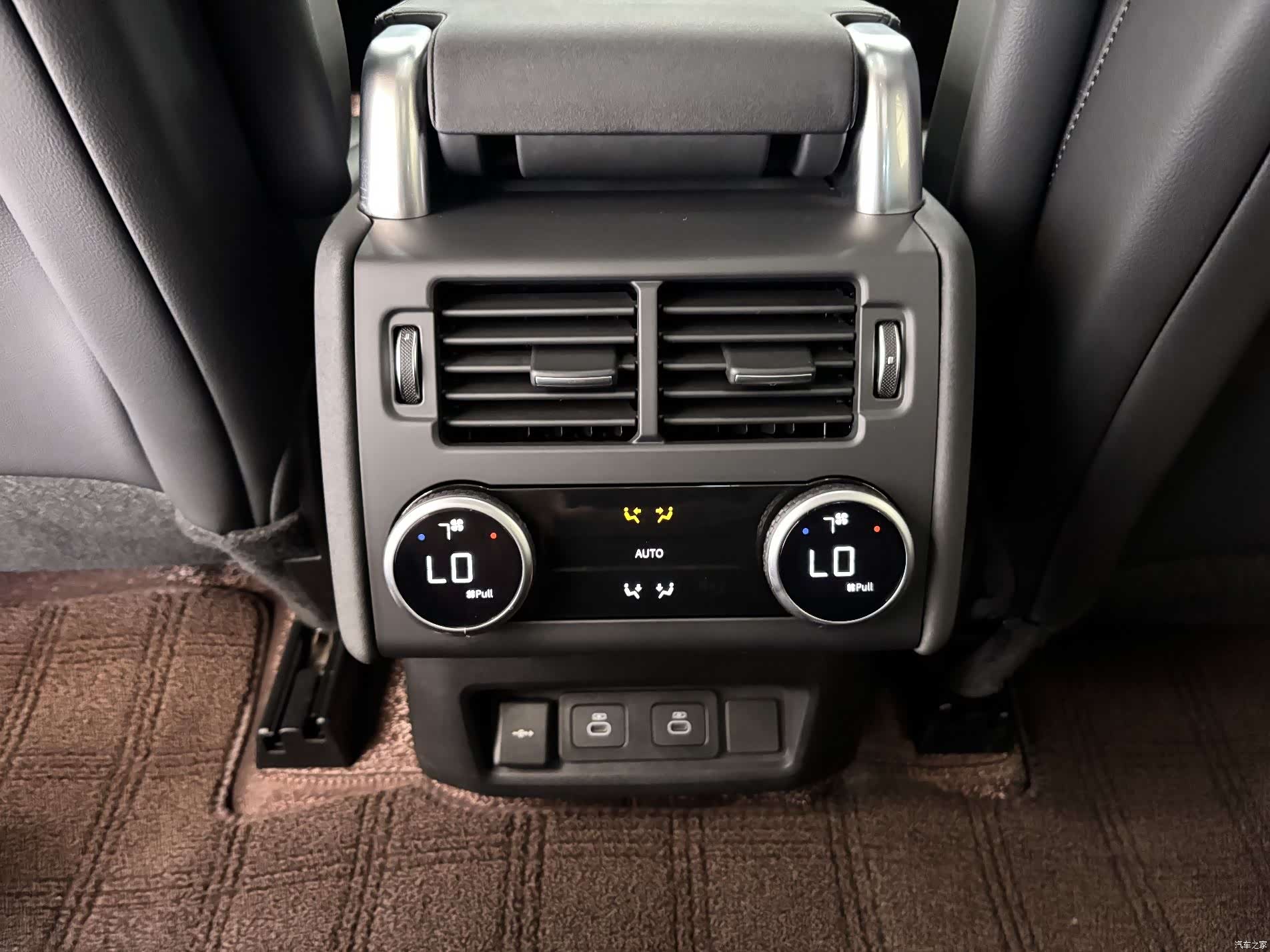 Land Rover Discovery, 2026 18