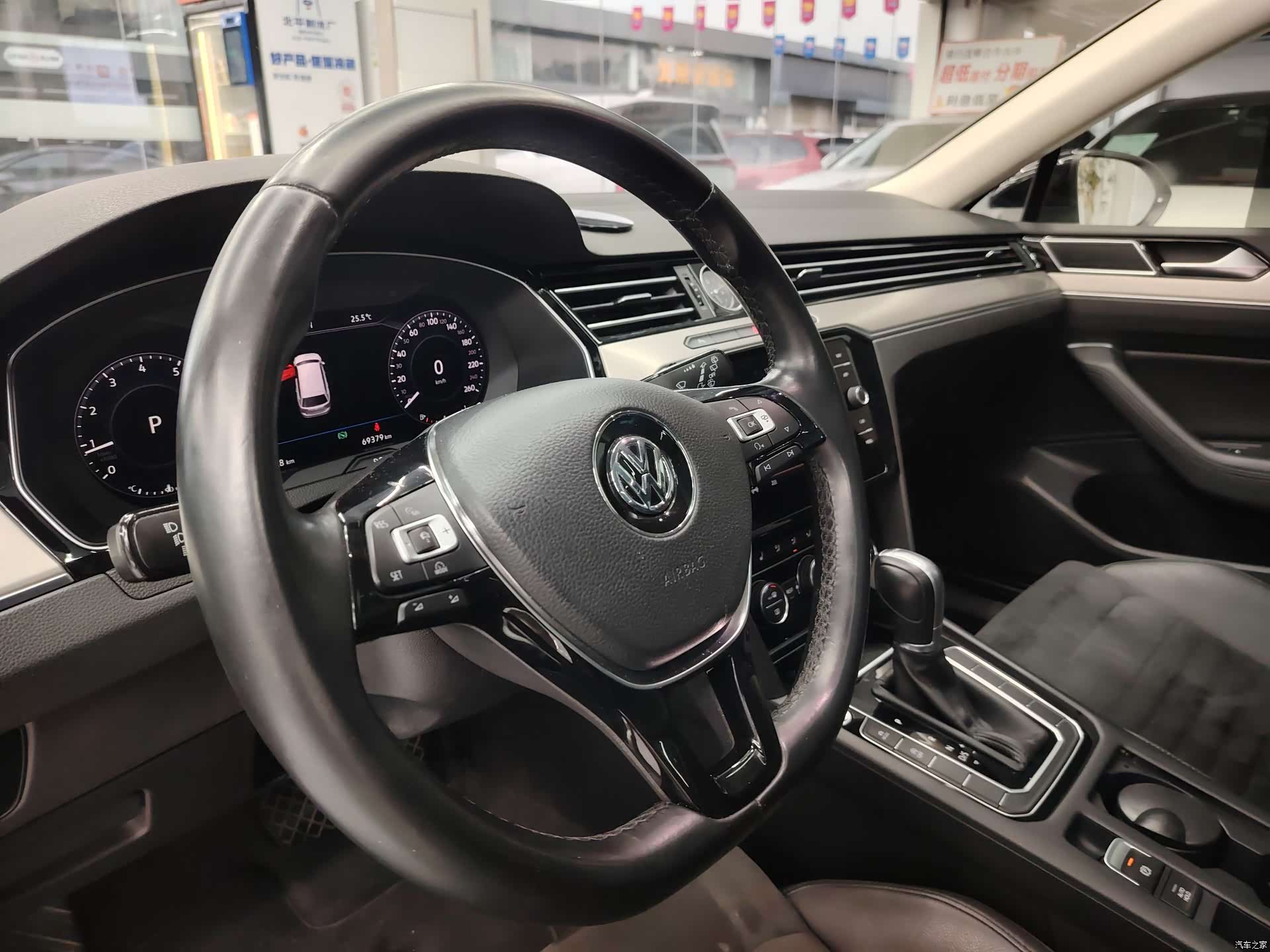 Volkswagen Variant, 2018 13